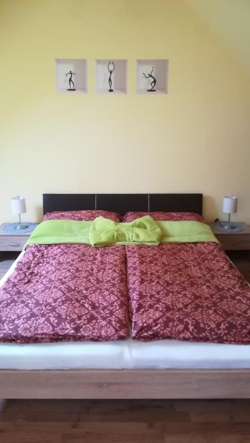 MA-JA apartman Buk Bagian luar foto